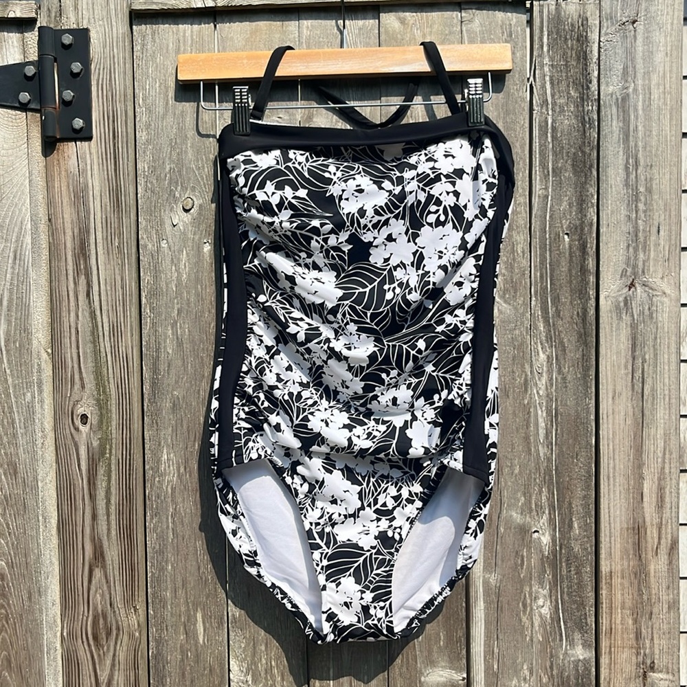 Penbrooke B/W Floral Padded Bandeau Top One-Piece Swimsuit,Size 10,NWOT